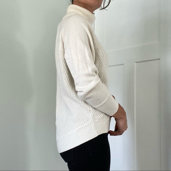 Merino wool turtleneck sweater - Picture 3 of 15